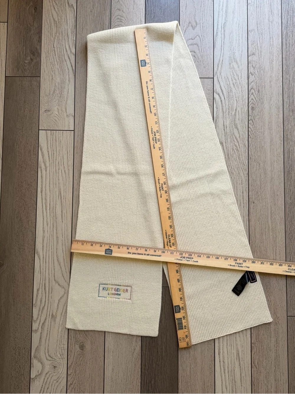 Kurt Geiger London Cream Ribbed Scarf like new